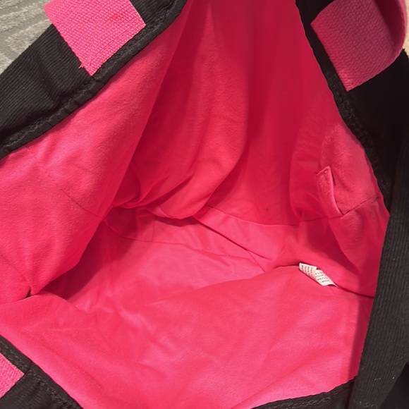 Tote bag with a K on it - Picture 3 of 3